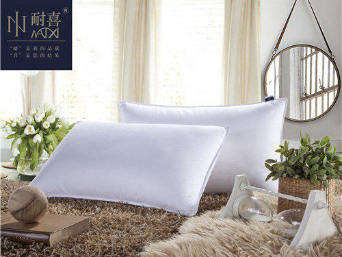 十三三层羽绒枕