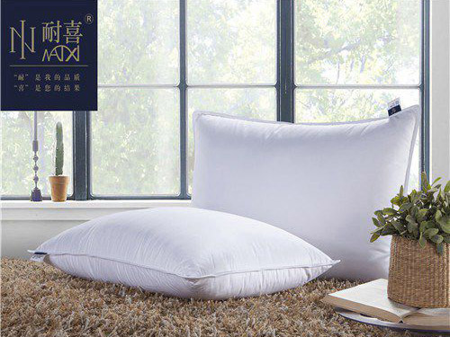 十四双层羽绒枕